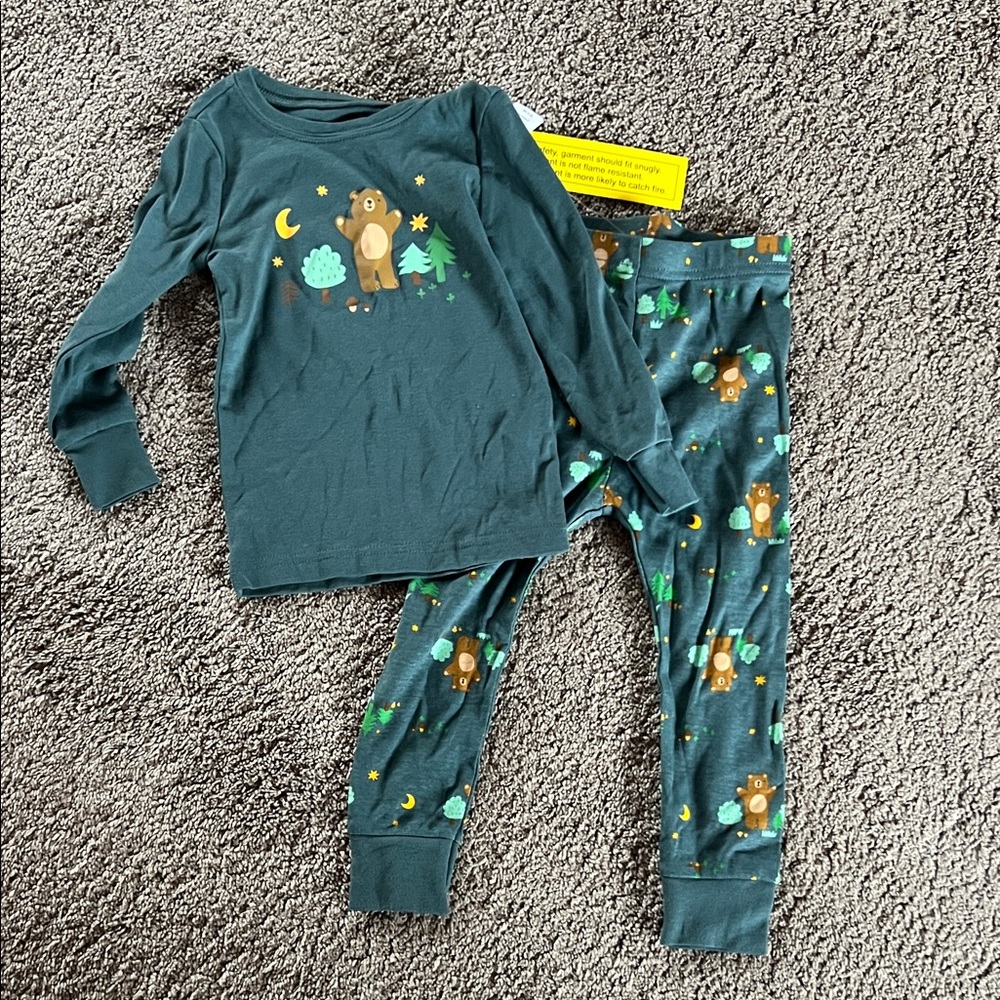 Old Navy Kids Pajama Set - Green with Bear Design